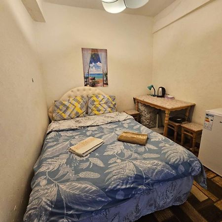 Cozy Studio In Yerevan'S Center ภายนอก รูปภาพ