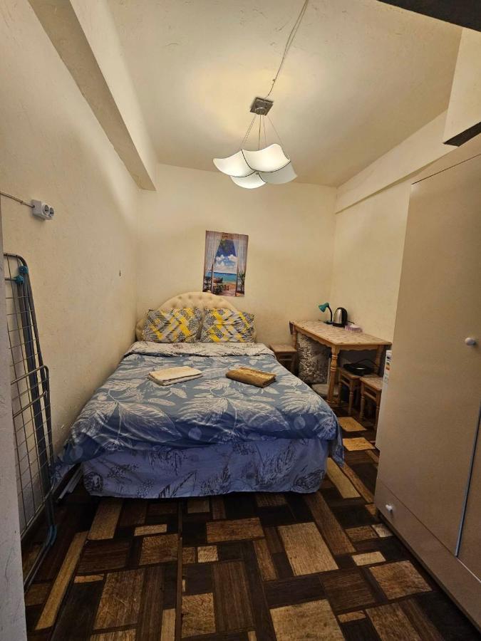 Cozy Studio In Yerevan'S Center ภายนอก รูปภาพ