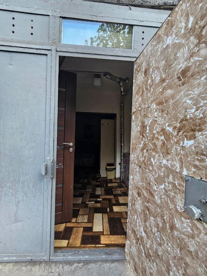 Cozy Studio In Yerevan'S Center ภายนอก รูปภาพ